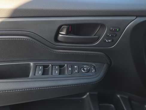 New 2026 Honda Odyssey EX-L image 38