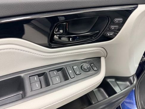 Used 2023 Honda Odyssey Touring image 23