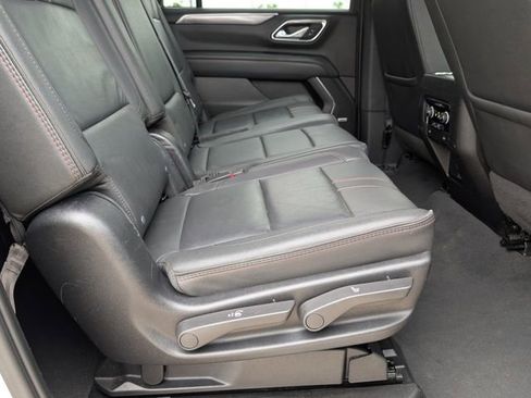 Used 2024 Chevrolet Suburban RST RWD image 24