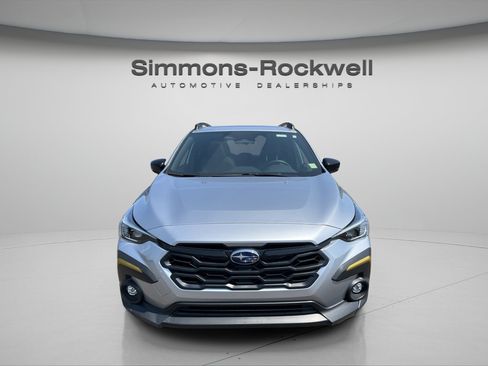 Used 2025 Subaru Crosstrek 2.5i Sport AWD/4WD image 9