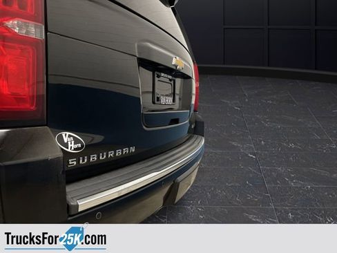 Used 2017 Chevrolet Suburban Premier image 40