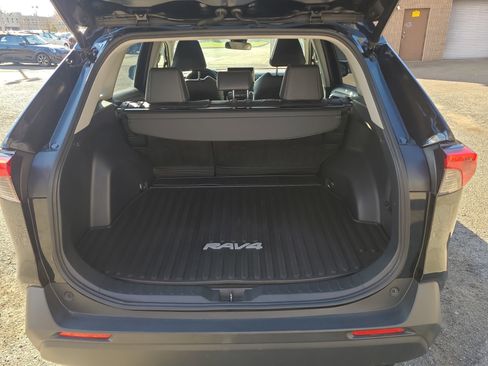 Certified 2023 Toyota RAV4 XLE Premium image 30