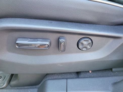 Certified 2026 Honda Odyssey Touring image 30