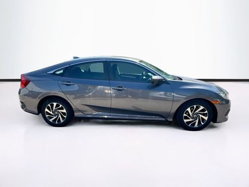 Used 2017 Honda Civic EX image 5