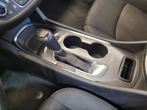 Used 2020 Chevrolet Malibu LT FWD image 26