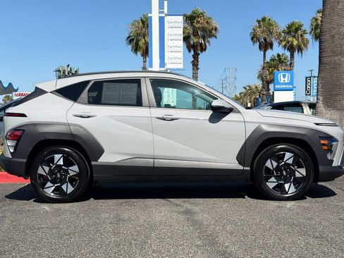 Used 2025 Hyundai Kona SEL FWD image 8