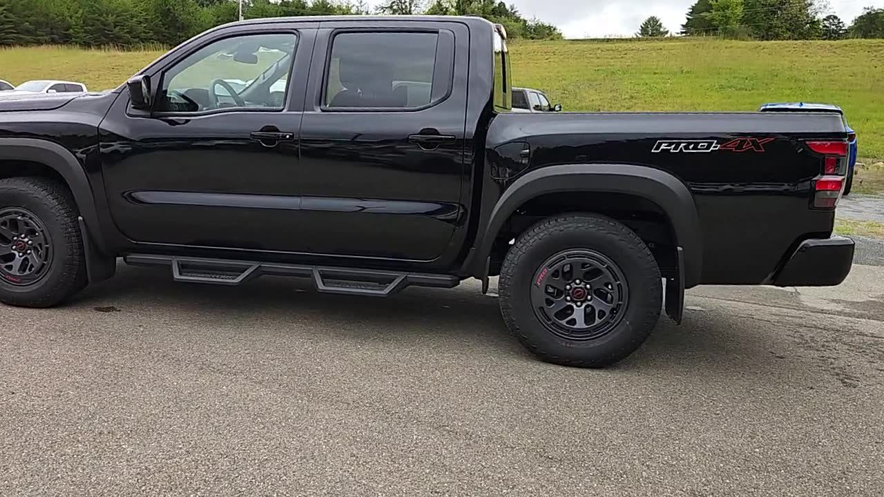 Used 2026 Nissan Frontier PRO-4X w/ Pro-4x Convenience Package AWD/4WD image 2