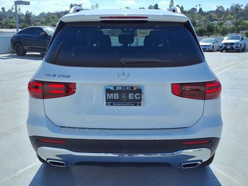 New 2026 Mercedes-Benz GLB 250 image 21