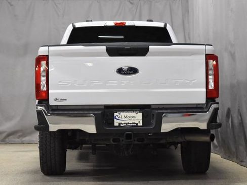 Used 2024 Ford F250 XLT image 8