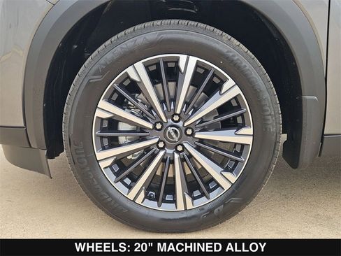 New 2026 Nissan Pathfinder Platinum image 30