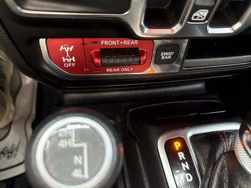 Used 2020 Jeep Wrangler Unlimited Rubicon AWD/4WD image 26