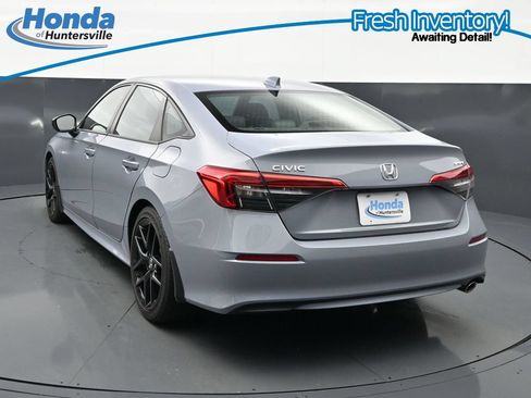 Used 2024 Honda Civic Sport image 8