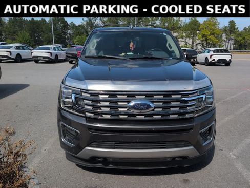 Used 2019 Ford Expedition Limited w/ Equipment Group 302A AWD/4WD image 2