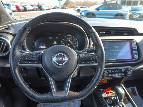 Used 2023 Nissan Kicks SR w/ SR Premium Package image 29