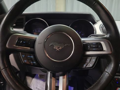 Used 2015 Ford Mustang GT Premium RWD image 23