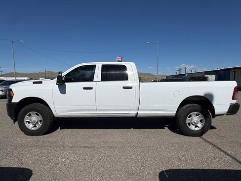 Used 2023 RAM 2500 Tradesman AWD/4WD image 9