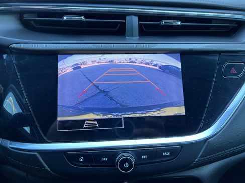 Used 2021 Buick Encore GX Select w/ Sport Touring Package FWD image 23