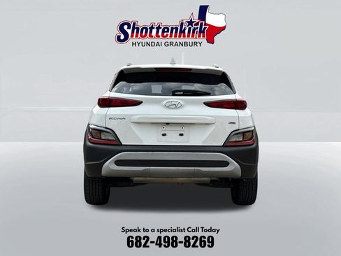 Used 2023 Hyundai Kona SEL AWD/4WD image 7