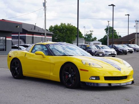 Used 2008 Chevrolet Corvette Coupe w/ Preferred Equipment Group RWD image 9