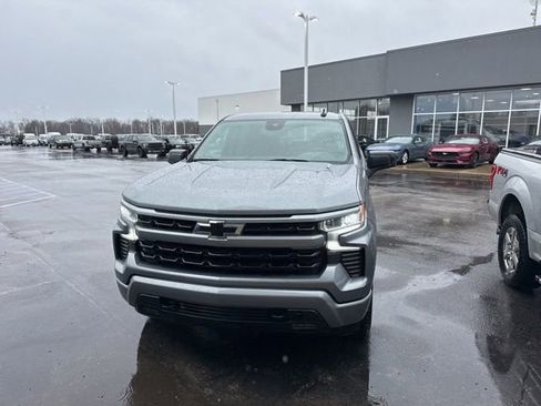 Used 2023 Chevrolet Silverado 1500 RST image 3