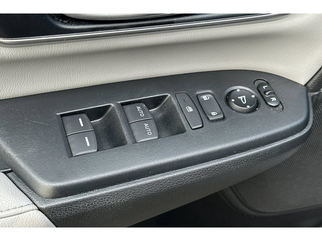 Used 2020 Honda CR-V EX-L image 12
