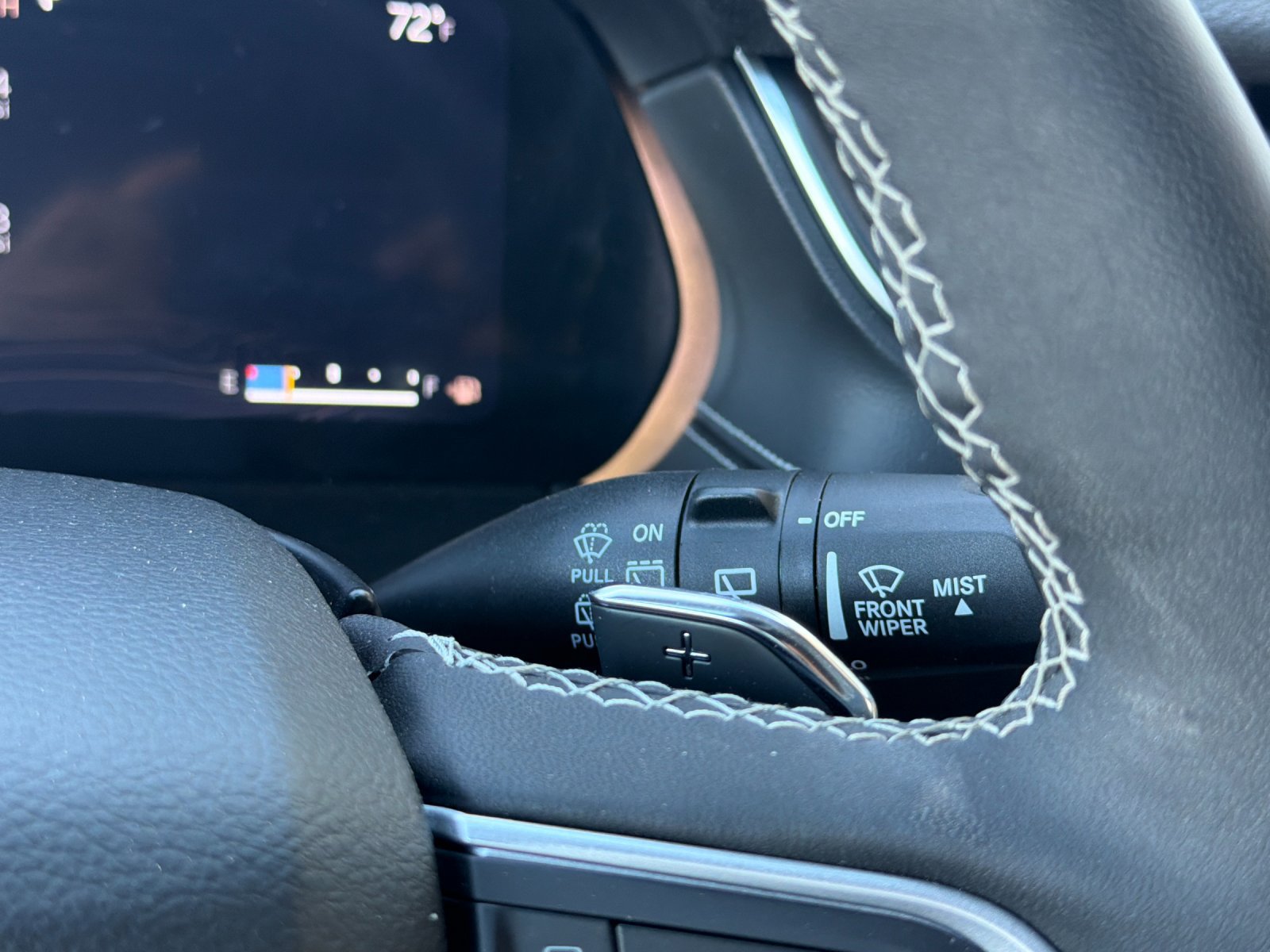 Used 2023 Jeep Grand Cherokee Altitude AWD/4WD image 30