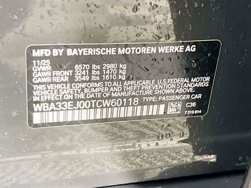 Used 2026 BMW 760i xDrive AWD/4WD image 33