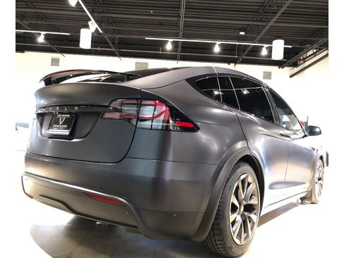 Used 2024 Tesla Model X image 12