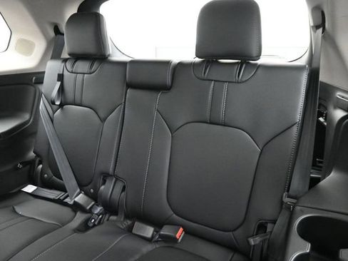 New 2026 Honda Pilot Touring image 23
