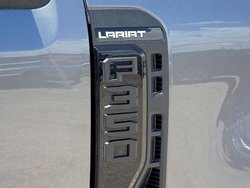Used 2023 Ford F350 Lariat w/ Sport Appearance Package AWD/4WD image 9