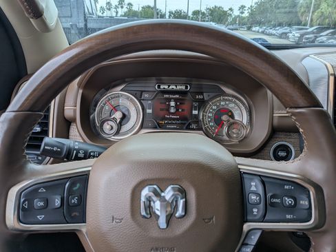 Used 2019 RAM 1500 Limited AWD/4WD image 24