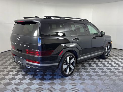 Used 2025 Hyundai Santa Fe Limited image 5