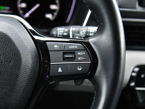 Used 2024 Honda Pilot EX-L image 33