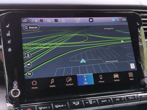 Used 2024 Jeep Grand Wagoneer L Series II w/ Quick Order Packagew 28T AWD/4WD image 15