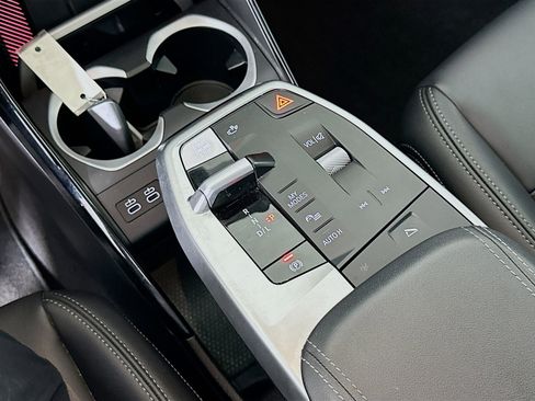 Used 2025 BMW X1 xDrive28i image 25