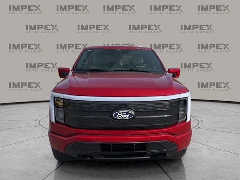 Used 2025 Ford F150 Lightning Platinum image 8