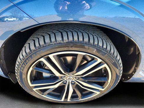 Used 2021 Volvo XC60 T8 R-Design w/ Protection Package Premier image 17