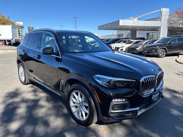 Used 2021 BMW X5 xDrive40i w/ Convenience Package AWD/4WD image 3