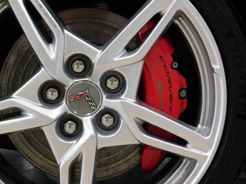 Used 2023 Chevrolet Corvette Stingray Premium Conv w/ 3LT image 32