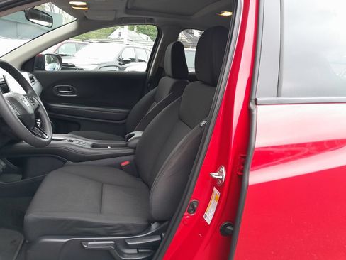 Used 2018 Honda HR-V EX image 13