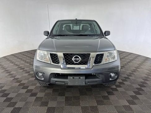 Used 2016 Nissan Frontier SV w/ SV Value Truck Package RWD image 2