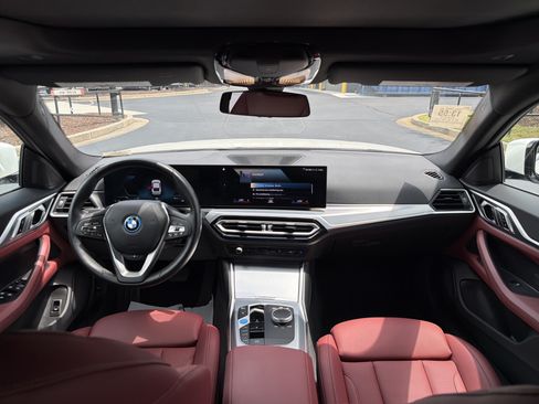 Used 2023 BMW i4 eDrive40 w/ Premium Package RWD image 17