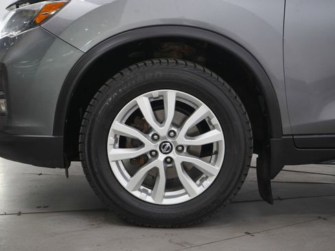 Used 2017 Nissan Rogue SL image 29