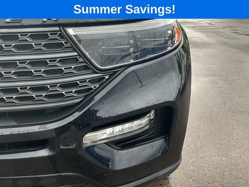 Certified 2022 Ford Explorer XLT w/ Equipment Group 202A AWD/4WD image 11