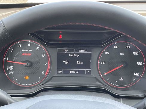Used 2025 Chevrolet Trax RS w/ Driver Confidence Package FWD image 36