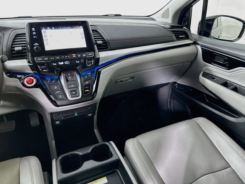 Used 2020 Honda Odyssey Elite image 24
