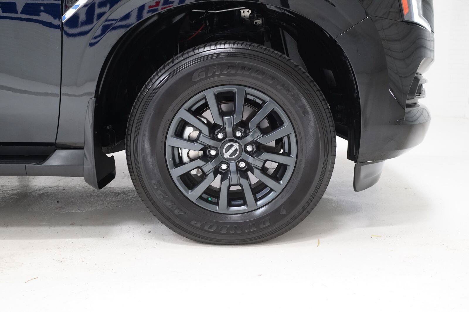 Used 2025 Nissan Armada SV RWD image 30