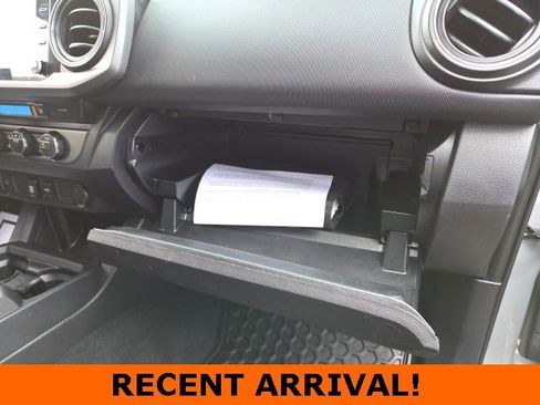 Used 2021 Toyota Tacoma TRD Off-Road image 48