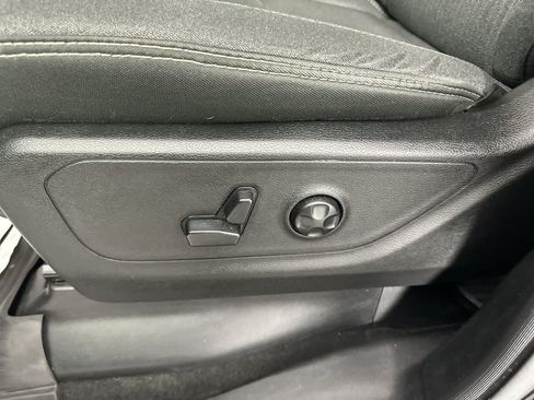 Used 2020 RAM 1500 Big Horn AWD/4WD image 15