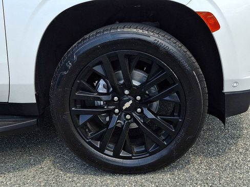Used 2023 Chevrolet Tahoe Premier w/ Advanced Technology Package AWD/4WD image 8